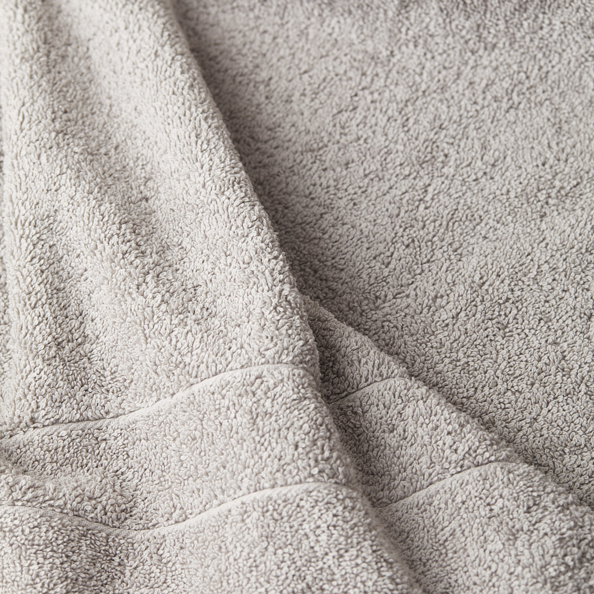 Super Plush Towel Up Close Grey